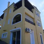 Σπίτι διακοπών Dream House Alimmatades