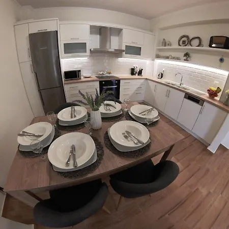 بيت للعطل Dream House Alimmatades