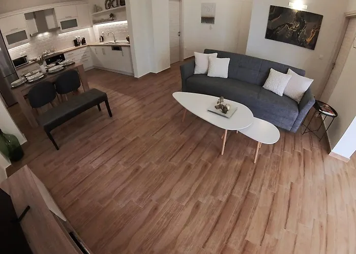 Dream House * Alimmatades