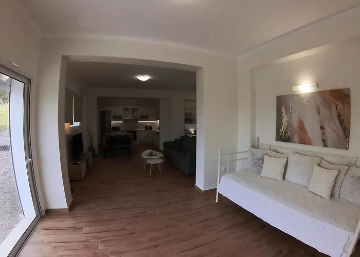 Dream House Ferienhaus Alimmatades